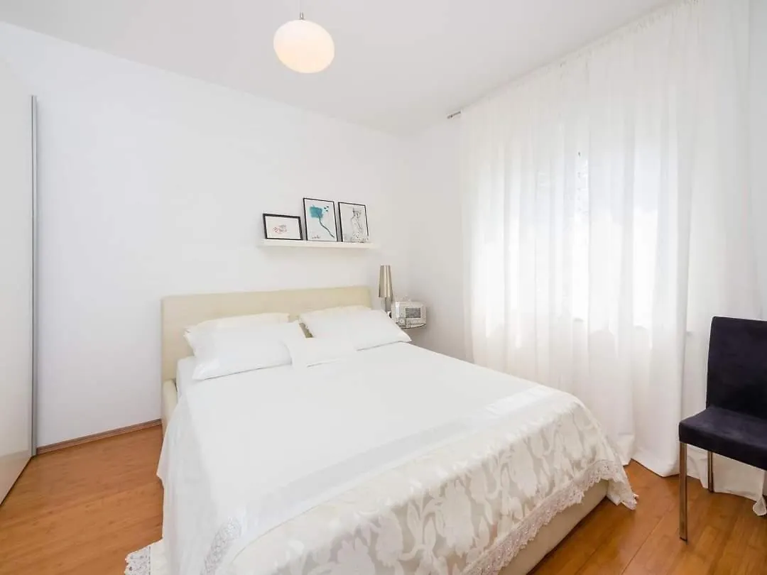 Apartman Fedora Dramalj Apartment